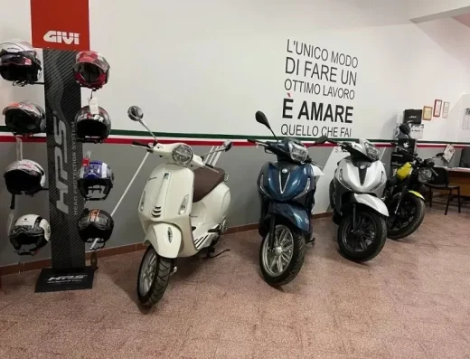 Autoluxpiù – Concessionaria Moto Aprilia, Piaggio e Moto Guzzi a Gioiosa Marea