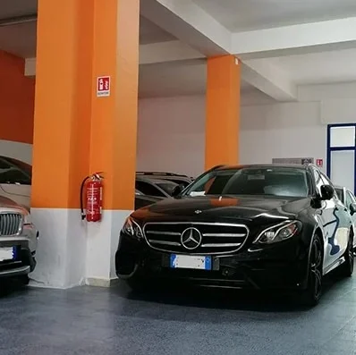 Parcheggio Auto a Milazzo, a Due Passi dal Porto per le Eolie