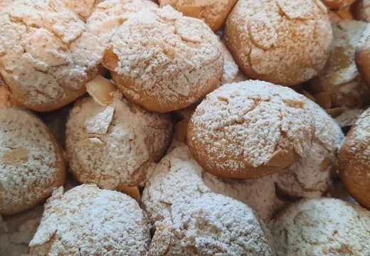 Panificio Milazzo: Pane Fresco e Sfincione Siciliano Ogni Giorno