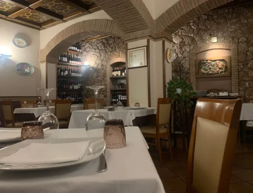 Ristorante Piero: Cucina di Pesce e Tradizione Messinese