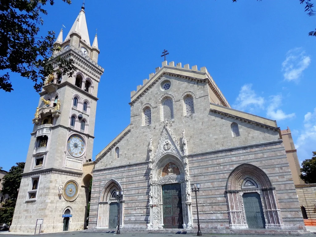 Duomo di Messina: Storia, Orologio Astronomico e Cosa Vedere