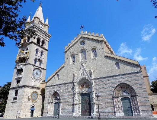 Duomo di Messina: Storia, Orologio Astronomico e Cosa Vedere
