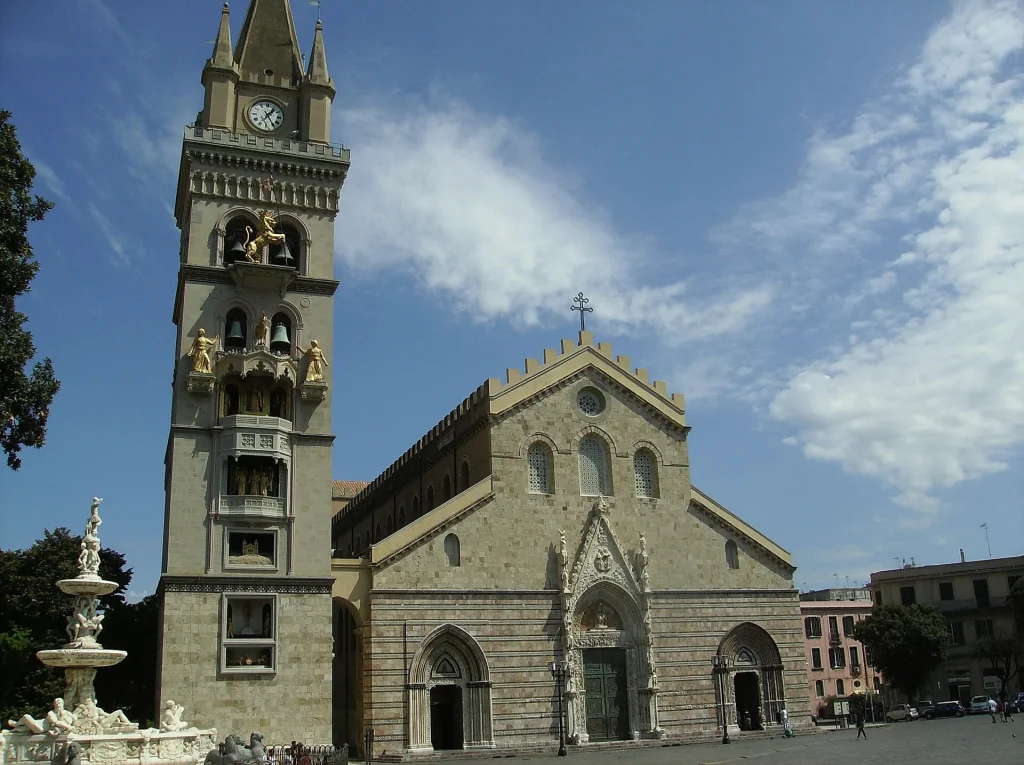 Duomo di Messina: Storia, Orologio Astronomico e Cosa Vedere