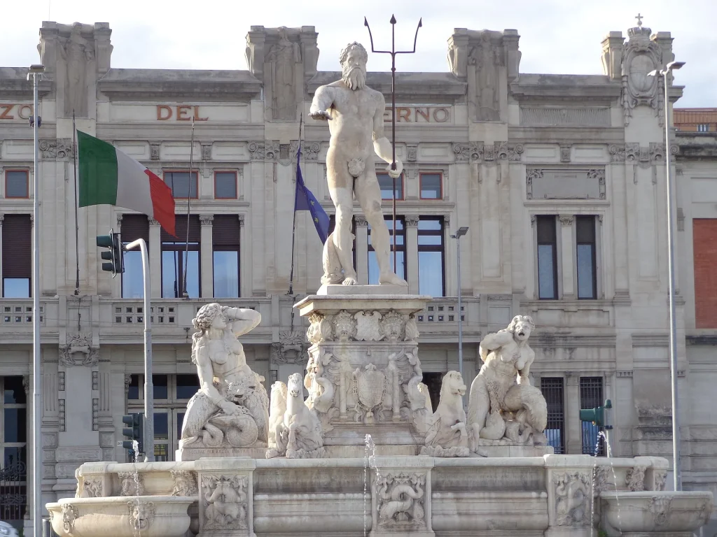 Fontana del Nettuno a Messina: Storia e Curiosità del Monumento sullo Stretto