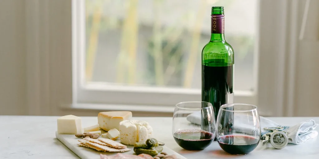 Decanto Messina: Enoteca con Vini Artigianali, Aperitivi e Degustazioni