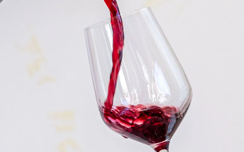 Decanto Messina: Enoteca con Vini Artigianali, Aperitivi e Degustazioni