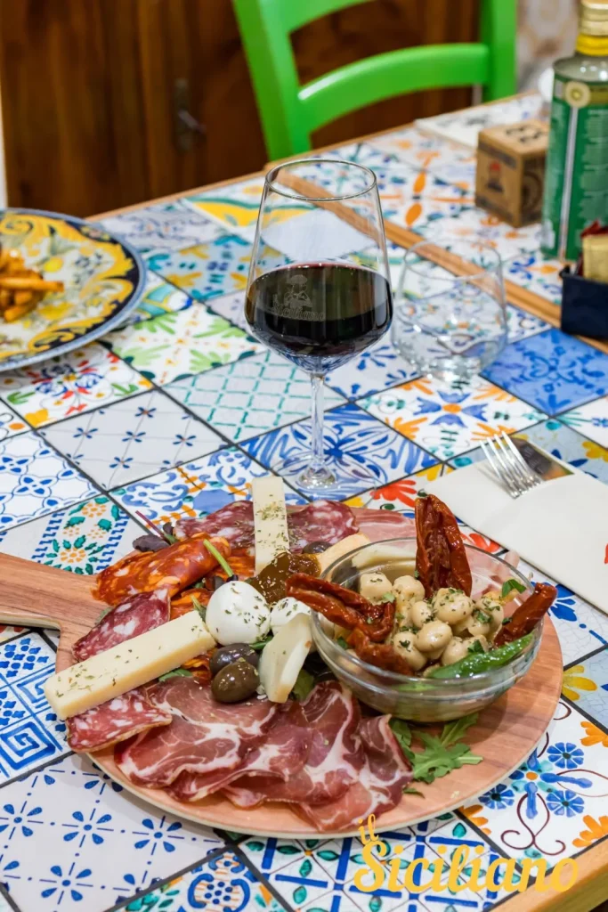 Il Siciliano Messina: Ristorante Pizzeria con Cucina Tipica e Pesce