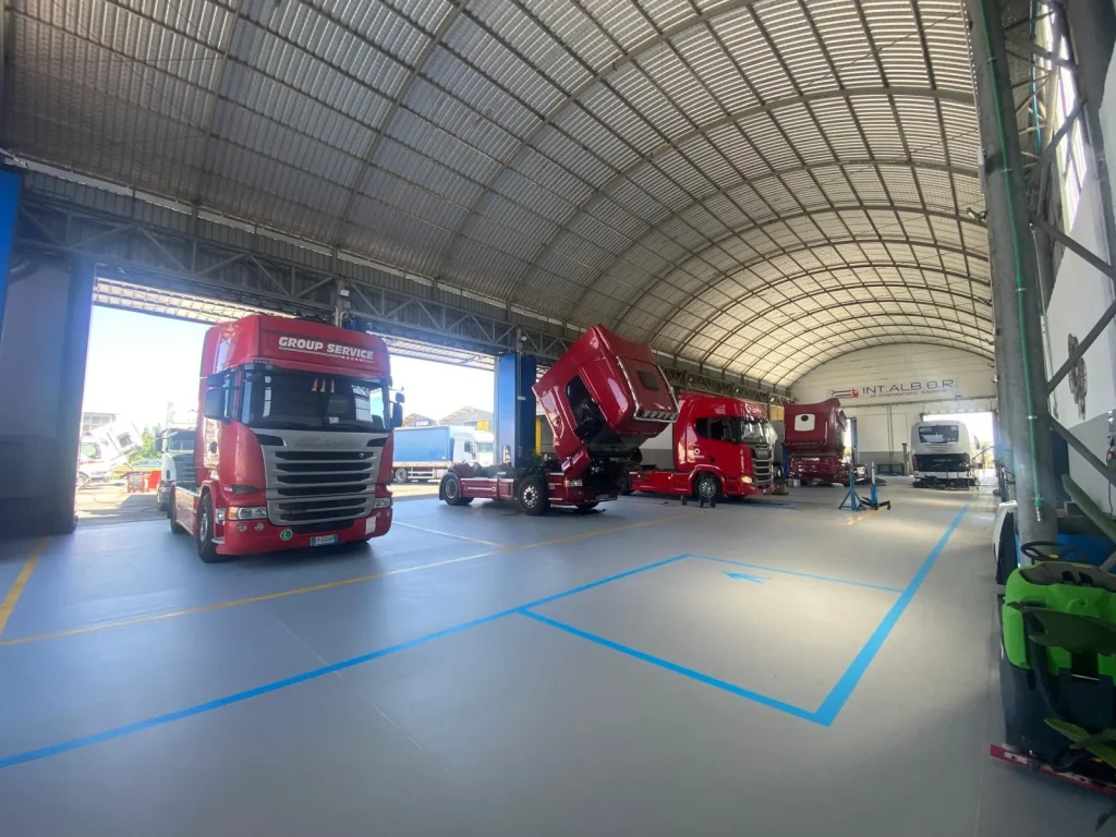 Officina Intalbor Milazzo: Diagnosi e Riparazione Mezzi Pesanti e Commerciali