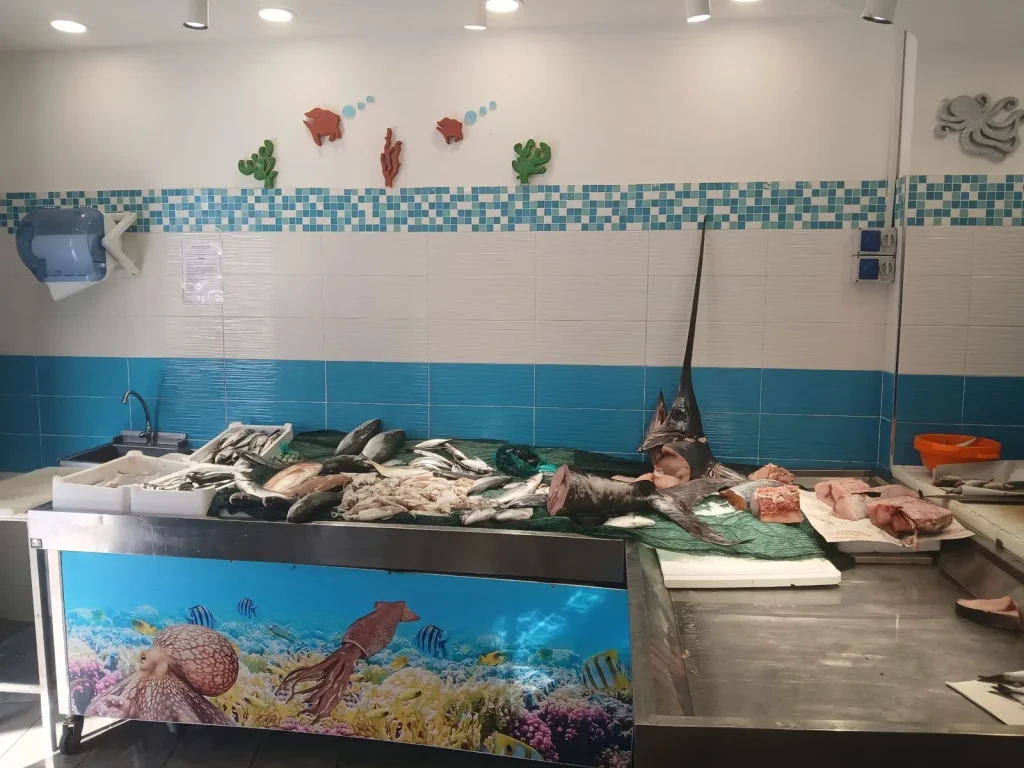 Pescheria Morello Messina: Pesce Fresco dello Stretto e Pronti da Cuocere